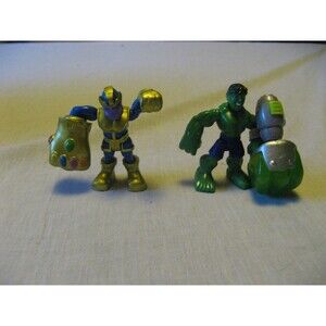 Lot Of 2 Marvel Mini Action Figures Thanos & Hulk w Detachable Shooting Fist